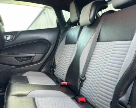 Чорний Форд Фієста, об'ємом двигуна 1.6 л та пробігом 73 тис. км за 3800 $, фото 10 на Automoto.ua