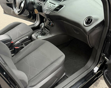 Чорний Форд Фієста, об'ємом двигуна 1 л та пробігом 131 тис. км за 8200 $, фото 6 на Automoto.ua