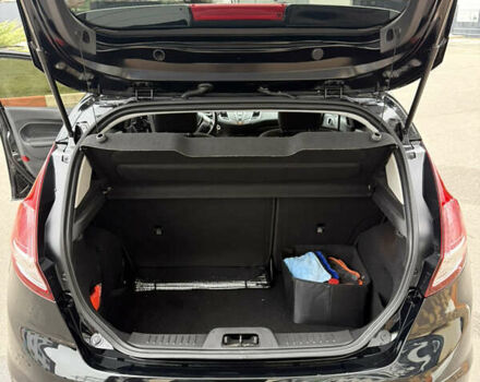 Чорний Форд Фієста, об'ємом двигуна 1 л та пробігом 131 тис. км за 8200 $, фото 8 на Automoto.ua