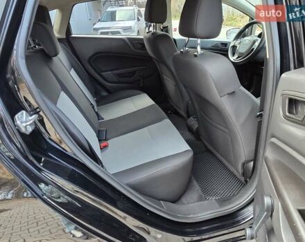 Черный Форд Фиеста, объемом двигателя 1.6 л и пробегом 71 тыс. км за 7999 $, фото 19 на Automoto.ua