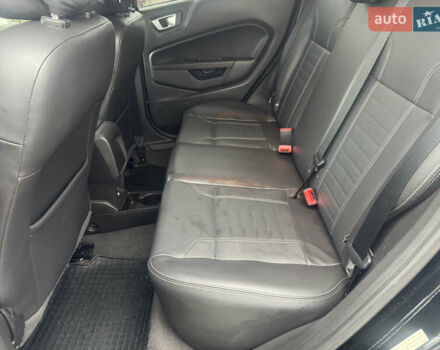 Чорний Форд Фієста, об'ємом двигуна 1.6 л та пробігом 218 тис. км за 8500 $, фото 10 на Automoto.ua