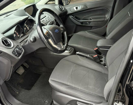 Чорний Форд Фієста, об'ємом двигуна 1 л та пробігом 131 тис. км за 8200 $, фото 5 на Automoto.ua