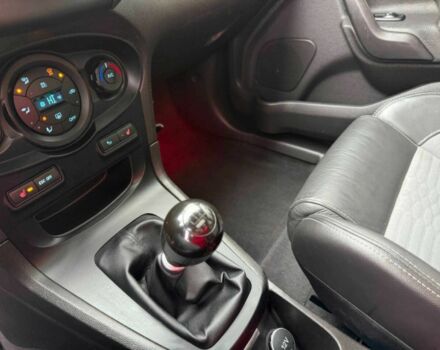 Чорний Форд Фієста, об'ємом двигуна 1.6 л та пробігом 58 тис. км за 5450 $, фото 11 на Automoto.ua