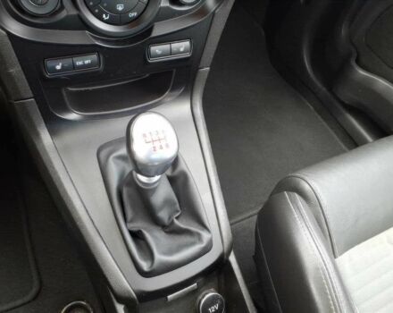 Черный Форд Фиеста, объемом двигателя 1.6 л и пробегом 64 тыс. км за 4600 $, фото 11 на Automoto.ua