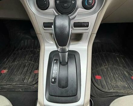 Черный Форд Фиеста, объемом двигателя 1.6 л и пробегом 117 тыс. км за 6800 $, фото 5 на Automoto.ua