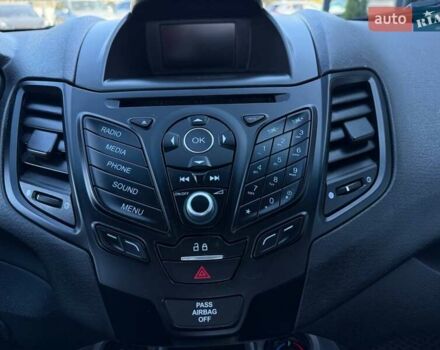 Чорний Форд Фієста, об'ємом двигуна 1.6 л та пробігом 150 тис. км за 8900 $, фото 23 на Automoto.ua