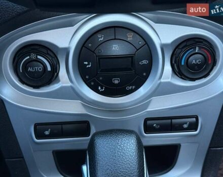 Чорний Форд Фієста, об'ємом двигуна 1.6 л та пробігом 150 тис. км за 8900 $, фото 20 на Automoto.ua