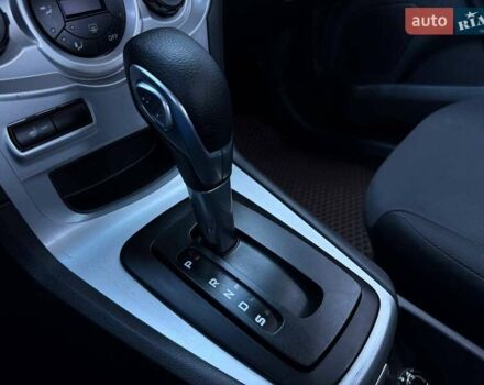 Чорний Форд Фієста, об'ємом двигуна 1.6 л та пробігом 150 тис. км за 8900 $, фото 21 на Automoto.ua