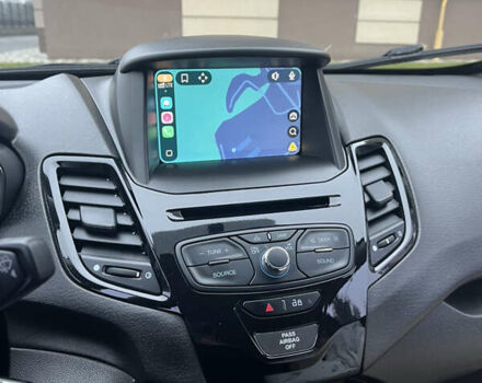 Черный Форд Фиеста, объемом двигателя 1.6 л и пробегом 95 тыс. км за 9600 $, фото 22 на Automoto.ua