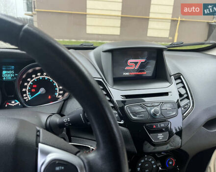 Черный Форд Фиеста, объемом двигателя 1.6 л и пробегом 95 тыс. км за 9600 $, фото 20 на Automoto.ua