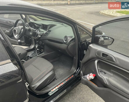 Черный Форд Фиеста, объемом двигателя 1.6 л и пробегом 95 тыс. км за 9600 $, фото 16 на Automoto.ua