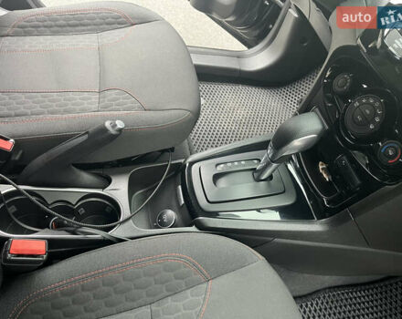 Черный Форд Фиеста, объемом двигателя 1.6 л и пробегом 95 тыс. км за 9600 $, фото 17 на Automoto.ua