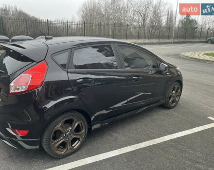 Черный Форд Фиеста, объемом двигателя 1.6 л и пробегом 95 тыс. км за 9600 $, фото 4 на Automoto.ua