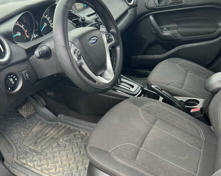 Черный Форд Фиеста, объемом двигателя 1.6 л и пробегом 138 тыс. км за 8300 $, фото 3 на Automoto.ua