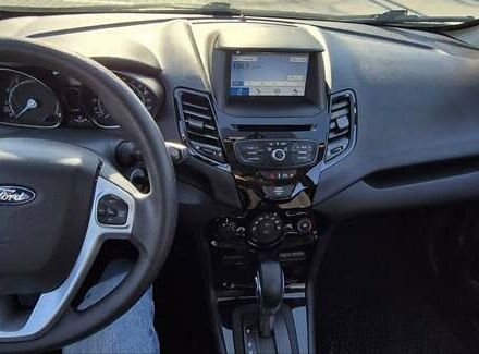 Черный Форд Фиеста, объемом двигателя 1.6 л и пробегом 175 тыс. км за 8950 $, фото 13 на Automoto.ua