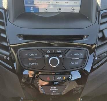 Черный Форд Фиеста, объемом двигателя 1.6 л и пробегом 175 тыс. км за 8950 $, фото 12 на Automoto.ua