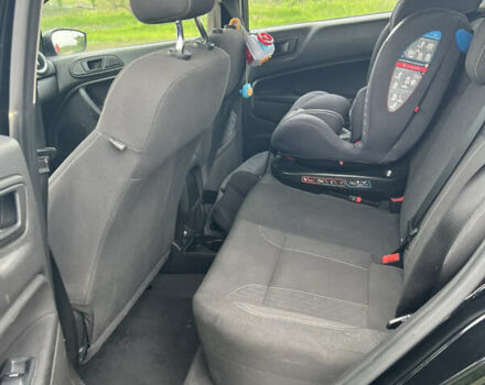 Черный Форд Фиеста, объемом двигателя 1.6 л и пробегом 138 тыс. км за 8300 $, фото 7 на Automoto.ua