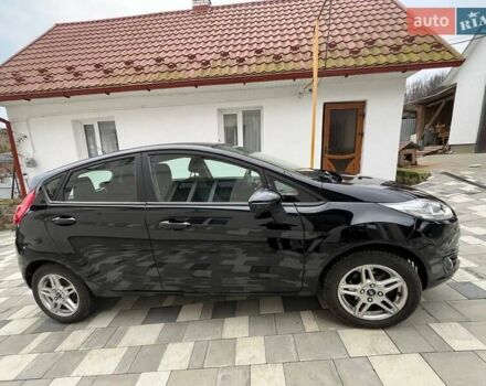 Чорний Форд Фієста, об'ємом двигуна 1.6 л та пробігом 44 тис. км за 8800 $, фото 2 на Automoto.ua