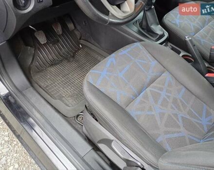 Чорний Форд Фієста, об'ємом двигуна 1.6 л та пробігом 240 тис. км за 5990 $, фото 5 на Automoto.ua