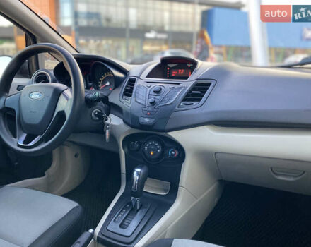 Черный Форд Фиеста, объемом двигателя 1.6 л и пробегом 200 тыс. км за 6900 $, фото 15 на Automoto.ua