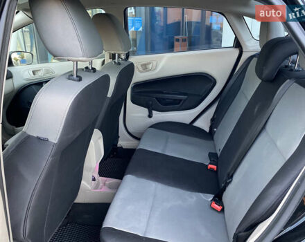 Черный Форд Фиеста, объемом двигателя 1.6 л и пробегом 200 тыс. км за 6900 $, фото 24 на Automoto.ua