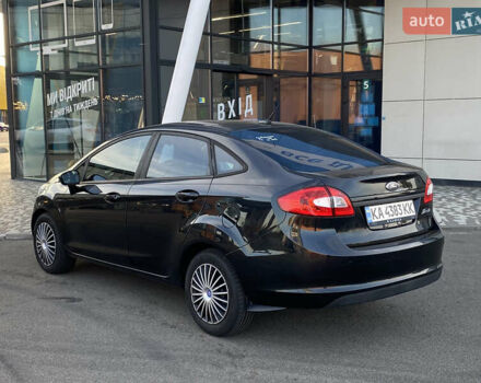 Черный Форд Фиеста, объемом двигателя 1.6 л и пробегом 200 тыс. км за 6900 $, фото 12 на Automoto.ua