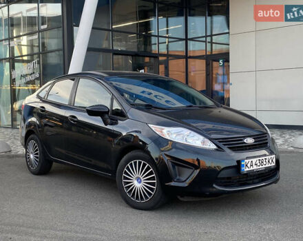 Черный Форд Фиеста, объемом двигателя 1.6 л и пробегом 200 тыс. км за 6950 $, фото 6 на Automoto.ua