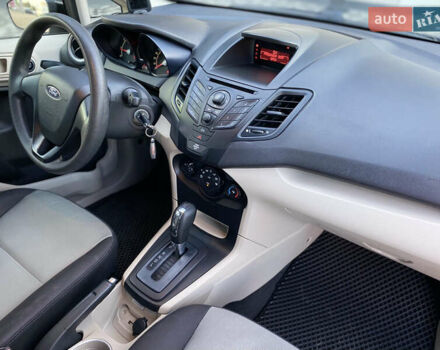 Чорний Форд Фієста, об'ємом двигуна 1.6 л та пробігом 200 тис. км за 6950 $, фото 15 на Automoto.ua