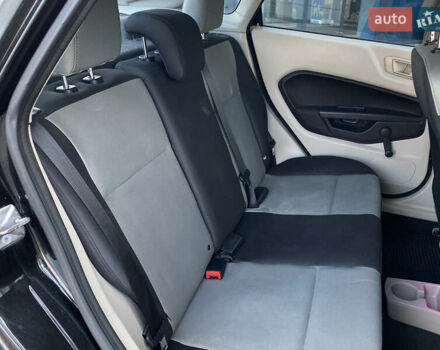 Черный Форд Фиеста, объемом двигателя 1.6 л и пробегом 200 тыс. км за 6950 $, фото 29 на Automoto.ua