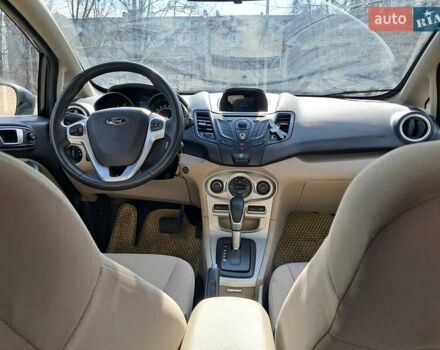 Чорний Форд Фієста, об'ємом двигуна 1.6 л та пробігом 226 тис. км за 6800 $, фото 5 на Automoto.ua