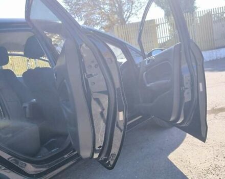 Черный Форд Фиеста, объемом двигателя 1.6 л и пробегом 150 тыс. км за 7000 $, фото 9 на Automoto.ua