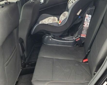 Черный Форд Фиеста, объемом двигателя 1.6 л и пробегом 168 тыс. км за 5900 $, фото 6 на Automoto.ua