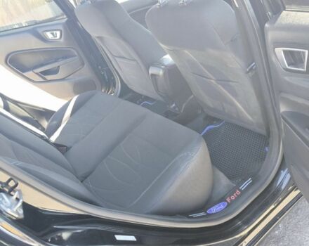 Черный Форд Фиеста, объемом двигателя 1.6 л и пробегом 150 тыс. км за 7000 $, фото 6 на Automoto.ua