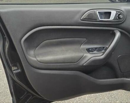 Черный Форд Фиеста, объемом двигателя 1.6 л и пробегом 168 тыс. км за 5900 $, фото 18 на Automoto.ua