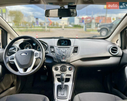 Форд Фиеста 2016 в Киеве на Automoto.ua Черный Форд Фиеста, объемом двигателя 1.6 л и пробегом 117 тыс. км за 8300 $, фото 19 на Automoto.ua