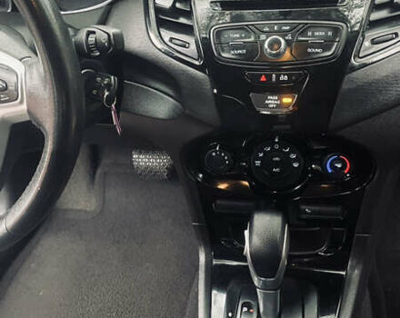 Чорний Форд Фієста, об'ємом двигуна 1.6 л та пробігом 140 тис. км за 8000 $, фото 24 на Automoto.ua