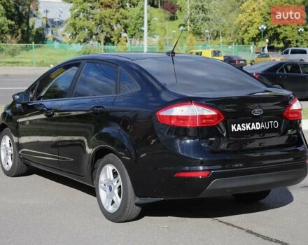 Черный Форд Фиеста, объемом двигателя 1.6 л и пробегом 121 тыс. км за 8400 $, фото 5 на Automoto.ua
