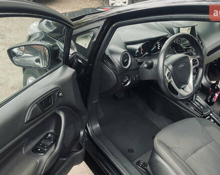 Чорний Форд Фієста, об'ємом двигуна 1.6 л та пробігом 140 тис. км за 8000 $, фото 19 на Automoto.ua
