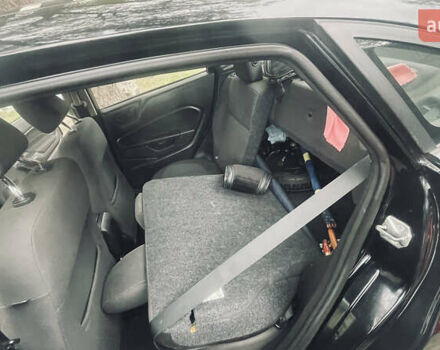 Чорний Форд Фієста, об'ємом двигуна 1.6 л та пробігом 140 тис. км за 8000 $, фото 18 на Automoto.ua