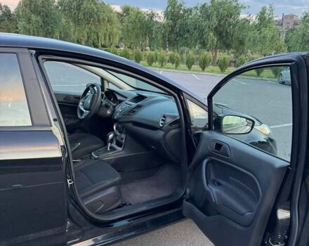 Черный Форд Фиеста, объемом двигателя 1.6 л и пробегом 130 тыс. км за 8400 $, фото 24 на Automoto.ua