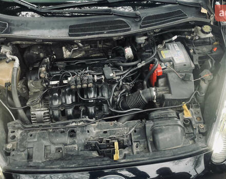 Чорний Форд Фієста, об'ємом двигуна 1.6 л та пробігом 140 тис. км за 8000 $, фото 20 на Automoto.ua