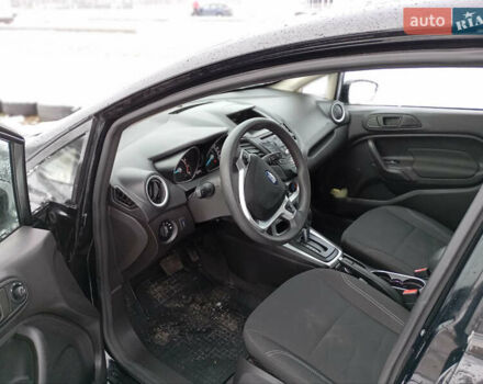 Черный Форд Фиеста, объемом двигателя 1.6 л и пробегом 80 тыс. км за 8000 $, фото 6 на Automoto.ua