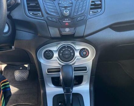 Черный Форд Фиеста, объемом двигателя 1.6 л и пробегом 115 тыс. км за 8700 $, фото 1 на Automoto.ua