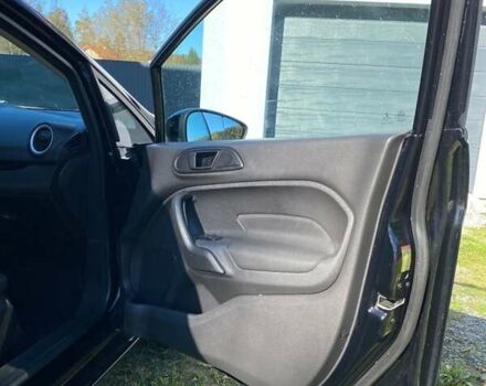 Черный Форд Фиеста, объемом двигателя 1.6 л и пробегом 115 тыс. км за 8700 $, фото 10 на Automoto.ua