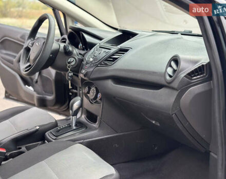 Черный Форд Фиеста, объемом двигателя 1.6 л и пробегом 298 тыс. км за 6500 $, фото 22 на Automoto.ua