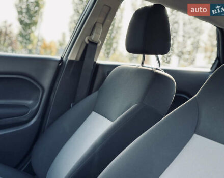 Черный Форд Фиеста, объемом двигателя 1.6 л и пробегом 63 тыс. км за 8399 $, фото 17 на Automoto.ua