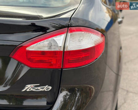 Черный Форд Фиеста, объемом двигателя 1.6 л и пробегом 298 тыс. км за 6500 $, фото 30 на Automoto.ua