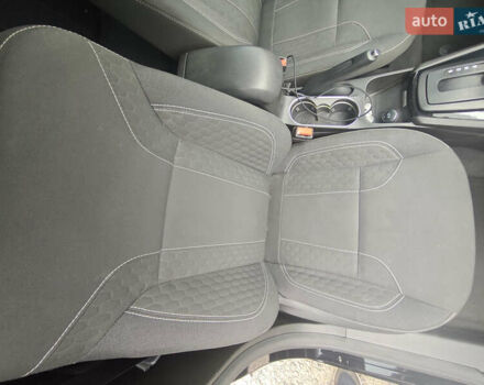 Черный Форд Фиеста, объемом двигателя 1.6 л и пробегом 84 тыс. км за 8100 $, фото 15 на Automoto.ua