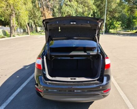 Черный Форд Фиеста, объемом двигателя 0 л и пробегом 80 тыс. км за 9200 $, фото 6 на Automoto.ua