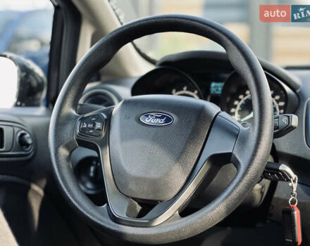 Черный Форд Фиеста, объемом двигателя 1.6 л и пробегом 63 тыс. км за 8399 $, фото 29 на Automoto.ua